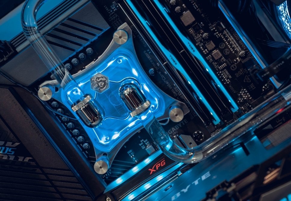 Nâng Cấp Tản Nhiệt Máy Tính: So Sánh Giữa Tản Khí Và Tản Nước